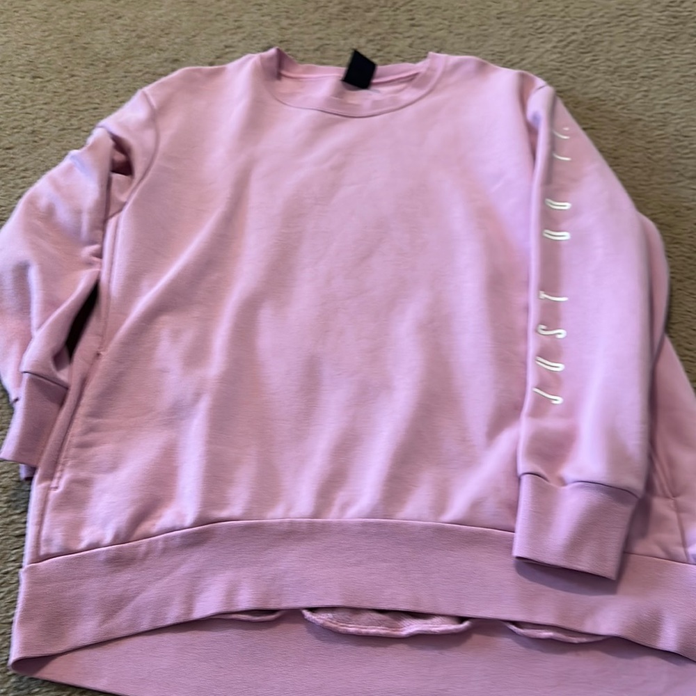Women’s long sleeve Nike just do it sweatshirt size large